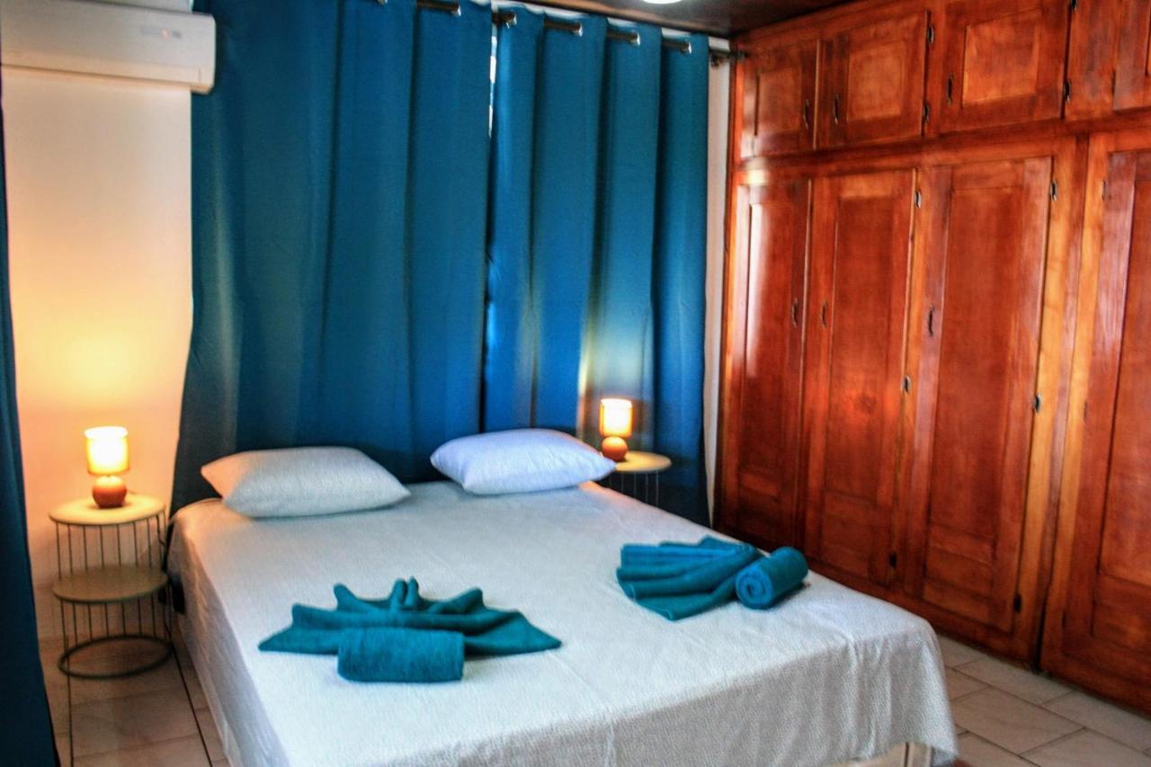TAHITI - Fare Temahana Papeete  Luaran gambar